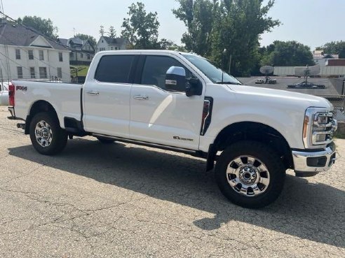 2023 Ford F-350 Series Lariat White, Boscobel, WI