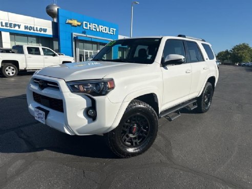 2023 Toyota 4Runner SR5 Premium White, Viroqua, WI