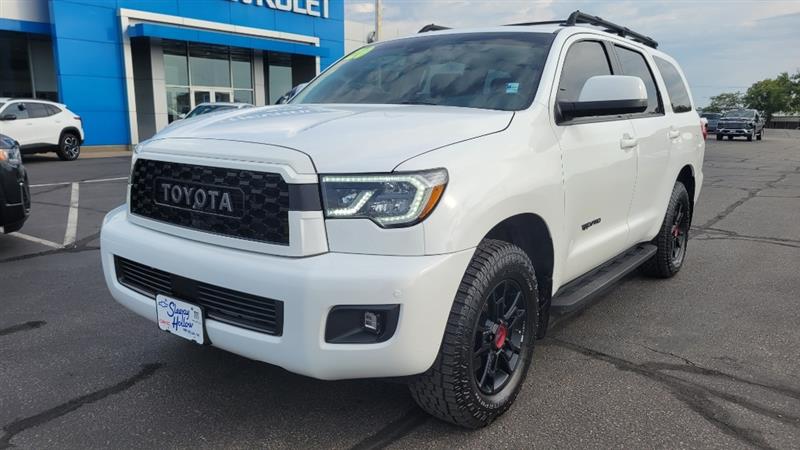 2020 Toyota Sequoia White, Viroqua, WI