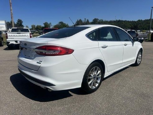 2017 Ford Fusion SE White, Boscobel, WI