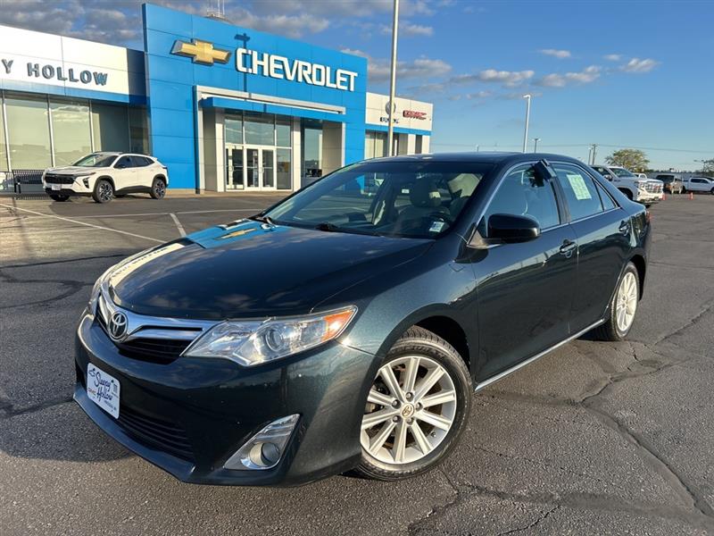 2013 Toyota Camry Gray, Viroqua, WI